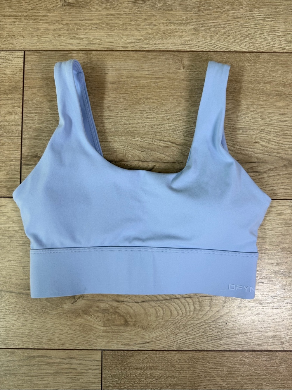 DFYNE Small Soft Purple Scoop Sports Bra with Wide Straps